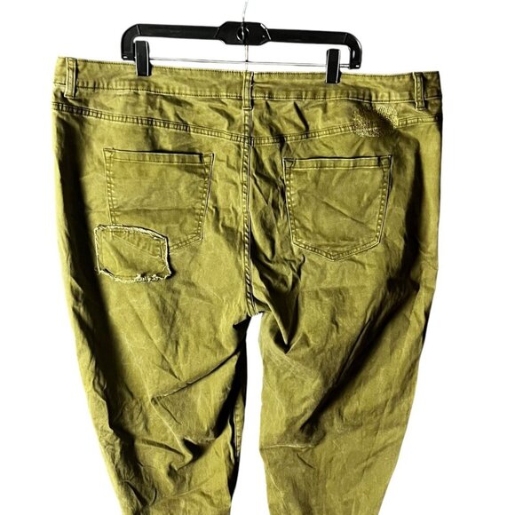 Lane Bryant Women's Size 24 Green Jeans With Distressed Patchwork Design - Picture 12 of 12